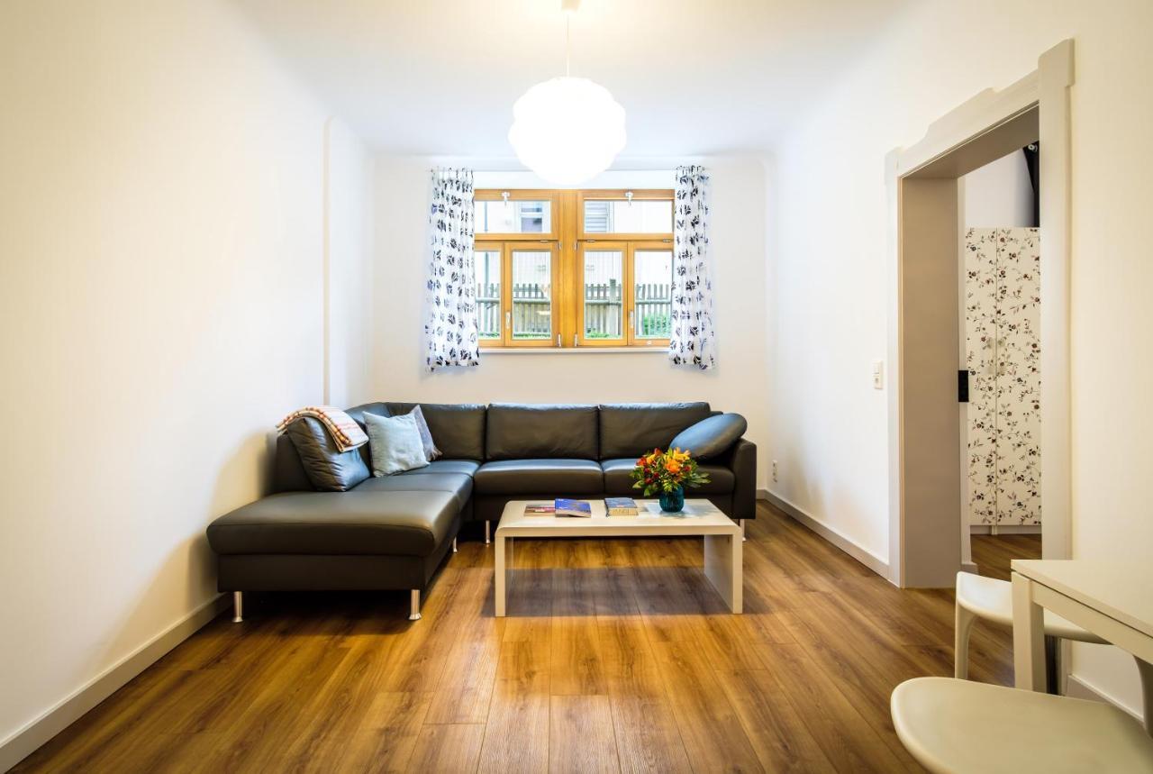 Wunderschoene Wohnung In Sanierter Villa! Incl Wifi Dresda Exterior foto