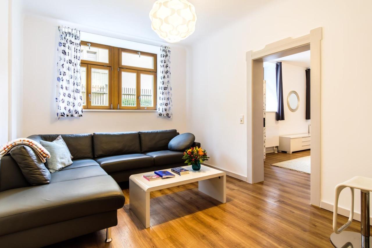 Wunderschoene Wohnung In Sanierter Villa! Incl Wifi Dresda Exterior foto