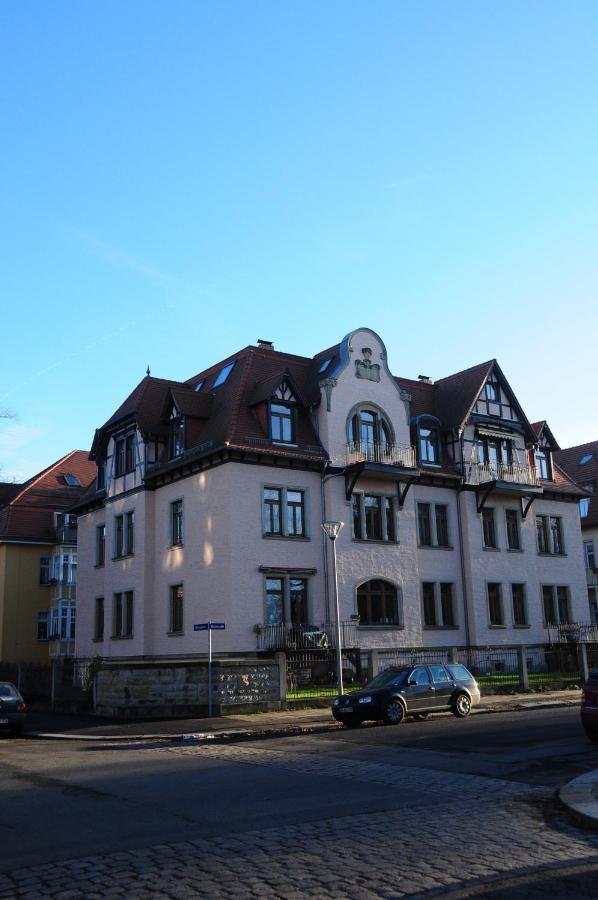 Wunderschoene Wohnung In Sanierter Villa! Incl Wifi Dresda Exterior foto